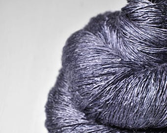 Faded dark night's dream - Tussah Silk Lace Yarn LSOH - Hand Dyed Yarn - handgefärbte Seide  - Garn handgefärbt - DyeForYarn