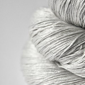 Silver ghost Silk Lace Yarn Hand Dyed Yarn handgefärbte Seide handdyed silk lace yarn DyeForYarn image 1