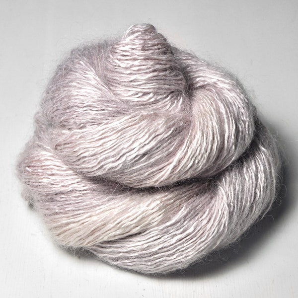 Tooth fairy - Silk / Mohair / Polyamide Sport Yarn - Hand Dyed Yarn - handgefärbte Seide  - Garn handgefärbt - DyeForYarn