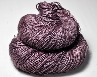 Left on the shelf - Tussah Silk Fingering Yarn  - Hand Dyed Yarn - handgefärbte Seide  - Garn handgefärbt - DyeForYarn