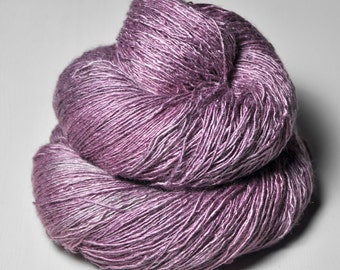 Withering bunch of roses - Tussah Silk Lace Yarn - Purple Hand Dyed Yarn - handgefärbte Seide  - Garn handgefärbt - DyeForYarn