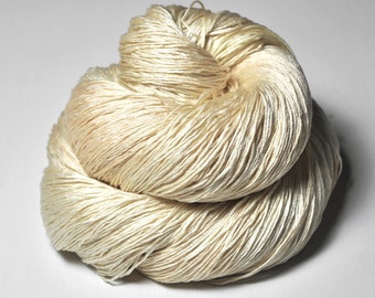 Ghost knocking on heavens door - Silk Lace Yarn - Hand Dyed Yarn - handgefärbte Seide - handdyed silk lace yarn - DyeForYarn