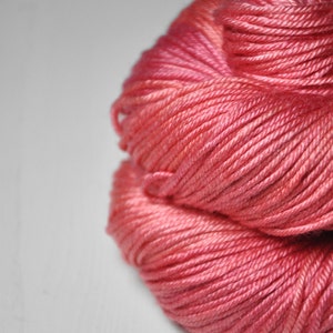 Artificial rose coral - Silk / Merino DK Yarn superwash - Hand Dyed Yarn - handgefärbte Seide - Garn handgefärbt - DyeForYarn
