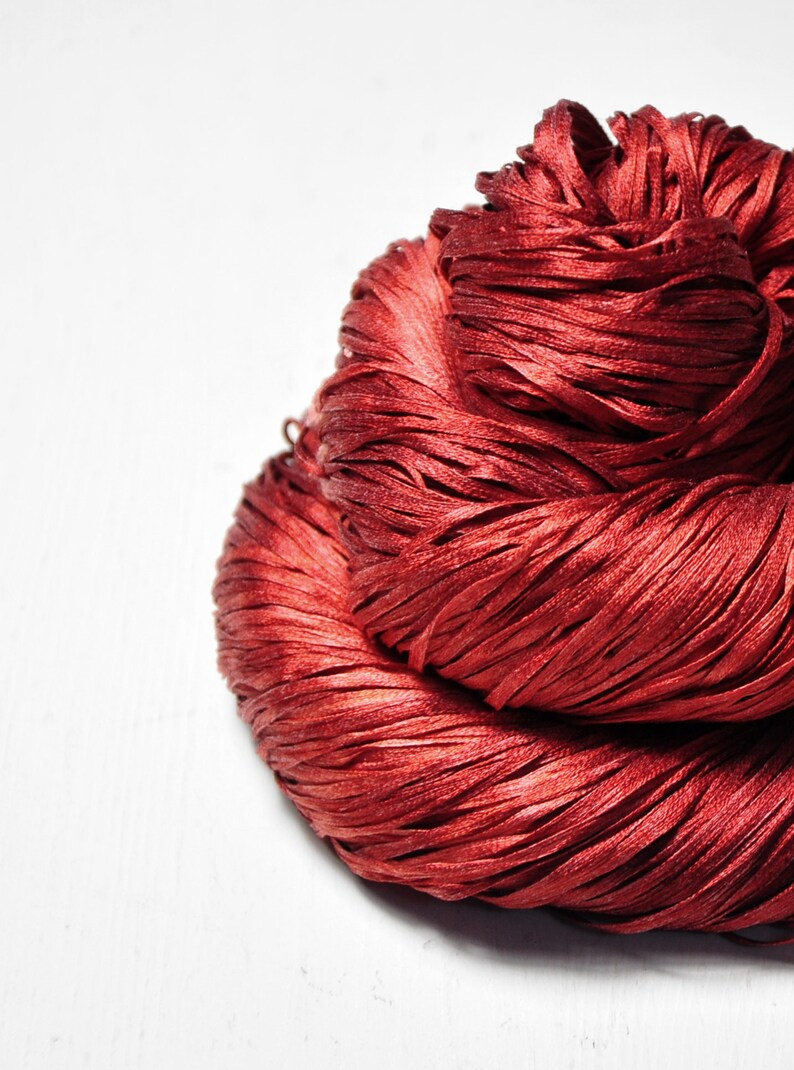Fury Red Silk Tape Lace Yarn Hand Dyed Yarn Handgefärbte Etsy