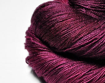 Poisoned wine - Silk / Merino Lace Yarn superwash - hand dyed - handgefärbt - DyeForYarn