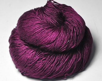 Burning fuchsia - Cordonnette Silk Fingering Yarn - Purple Hand Dyed Yarn - handgefärbte Seide  - Garn handgefärbt - DyeForYarn