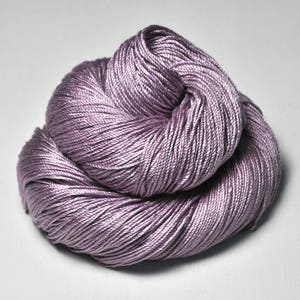 Rose which must not named  - Cordonnette Silk Fingering Yarn - Purple Hand Dyed Yarn - handgefärbte Seide  - Garn handgefärbt - DyeForYarn