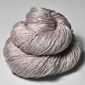 Blueberry vanilla ice cream - Tussah Silk Lace Yarn - Hand Dyed Yarn - handgefärbte Seide  - Garn handgefärbt - DyeForYarn