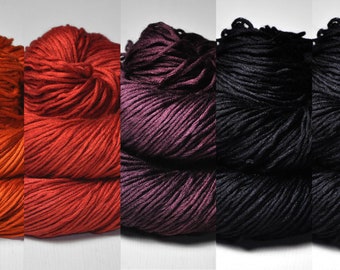 Take Chances - Gradient Set of Silk / Cashmere Fingering Yarn - Hand Dyed Yarn - Garn handgefärbt - DyeForYarn