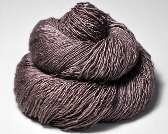 Bleached dead rosewood - Tussah Silk Fingering Yarn - Hand Dyed Yarn - handgefärbte Seide - Garn handgefärbt - DyeForYarn