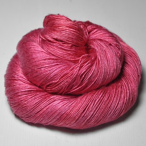 Pink Sunset Kitsch Cream Silk Fingering Yarn Hand Dyed Yarn handgefärbte Seide Garn handgefärbt DyeForYarn image 1