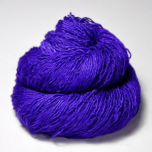 Memory of a dark tale Tussah Silk Fingering Yarn Purple Hand Dyed Yarn handgefärbte Seide Garn handgefärbt DyeForYarn image 1