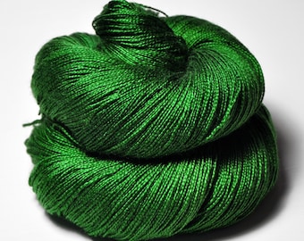 Kiss me, I'm Irish - Silk / Merino Lace Yarn superwash - hand dyed - handgefärbt - DyeForYarn