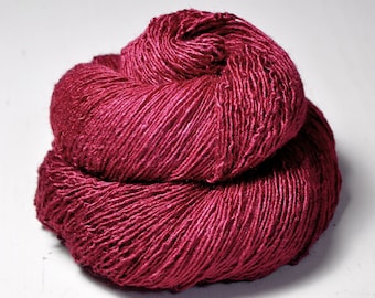 Overripe raspberry - Tussah Silk Fingering Yarn - Hand Dyed Yarn - handgefärbte Seide  - Garn handgefärbt - DyeForYarn