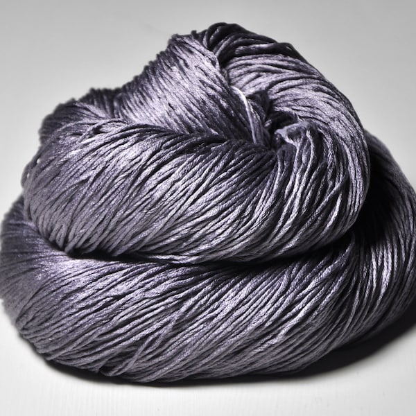 Withering lupine - Silk Fingering Yarn - Hand Dyed Yarn - handgefärbte Seide - Garn handgefärbt - DyeForYarn