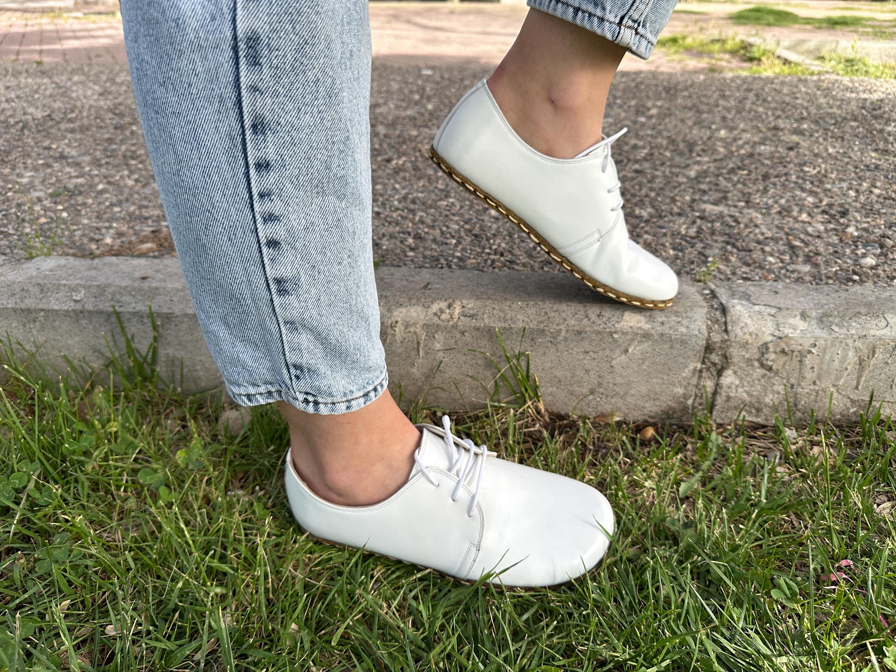 White Leather Oxfords with Minimalist Design Buy Leather Shoes Men main image 4