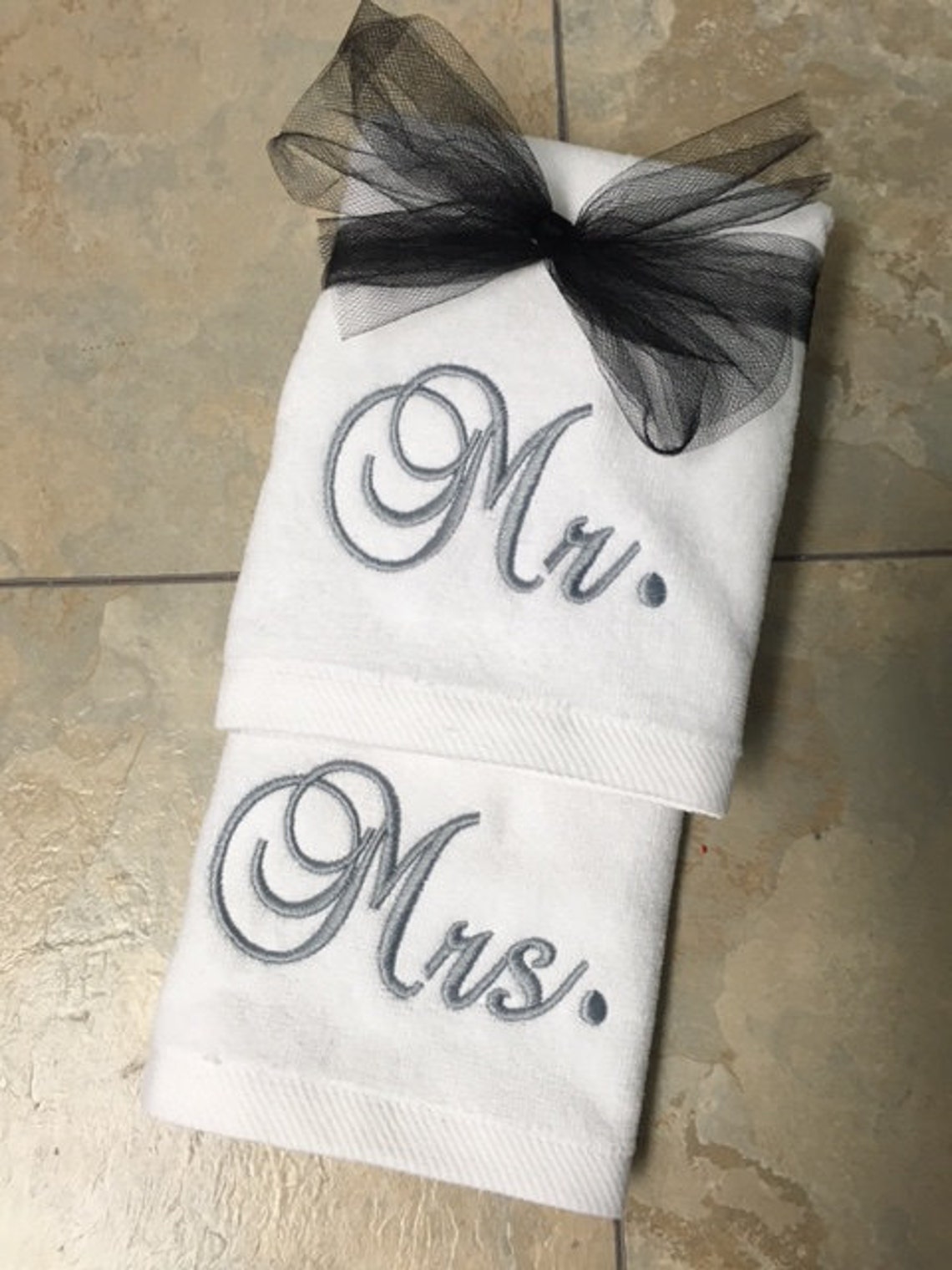 Mr and Mrs hand towels/ embroidered bridal hand towel set/ Etsy