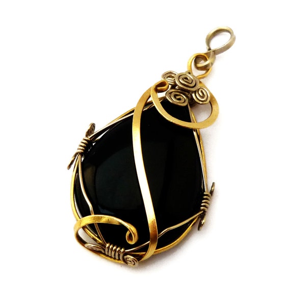 Wire Wrap Golden and Silvery Pendant with Black Onyx stone