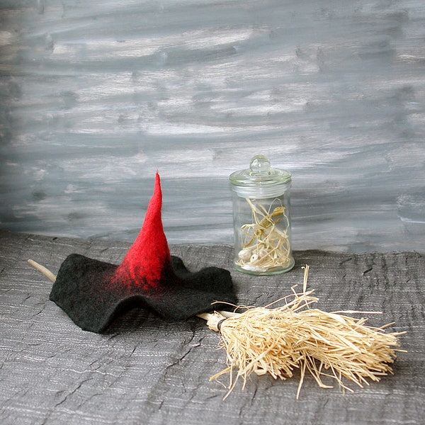 Witch Hat, Felt Doll Hat, Handmade Red Black  Witch Hat, Halloween Accessory, EAH MH Doll Halloween Costume, Dollhouse Miniature, Mini Hat