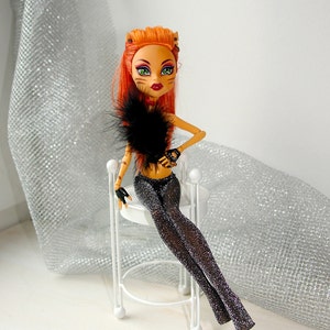 MH-Puppen-Strumpfhose: Schwarz mit silberfarbener glitzernder Strumpfhose