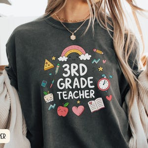Chemise de professeur de 3e année, T-shirt de professeur de 3e année couleurs confortables, chemise de 3e année cadeau de rentrée pour l&#39;enseignant, chemises d&#39;équipe d&#39;enseignants