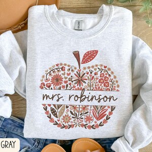 Custom TEACHER Shirt, Apple Teacher Sweatshirt, Teacher Name Shirt, Personalized Teacher Crewneck, Back to School Custom Teacher GIft