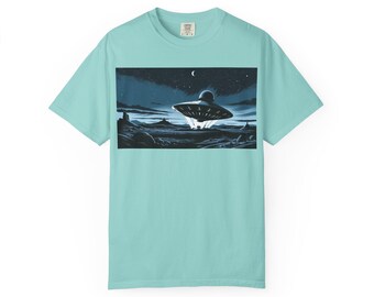 Retro Sci-Fi Alien Spaceship T-Shirt, Vintage Futuristic Design