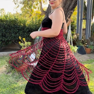 Spiderweb Corset Gürtel Häkelanleitung