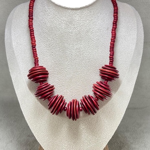 Vintage Daniel Jouvance Wooden Bead Necklace • Red 45cm • Mid-Century Style Jewelry • France 1980s • Retro Beaded Gift for Her