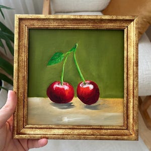 Rode kersenolieverfschilderij | Gestileerd paar kersen met groen blad op beige ondergrond | Ingelijst of ingelijst | Originele muurkunst van LifeWingsArt