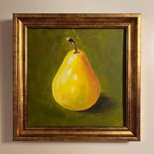 Pintura al óleo original de pera con fondo verde, sin marco o con marco dorado. Imagen de Lifewingsart. Regalo de arte mural.