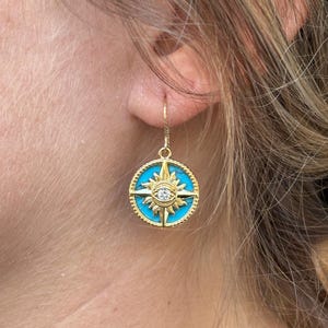 Pendientes azules