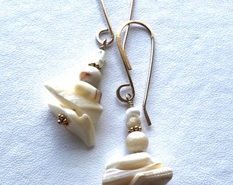 Drop Earrings of Mother of Pearl and Shell with a Beachy Vibe