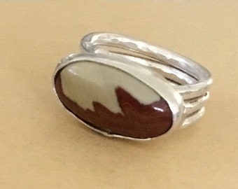 Sterling Silver Ring Triple Wraparound Textured Band with Oval Owyhee Jasper Stone Size 7