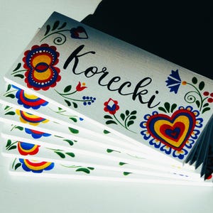 Op maat gemaakt handgeschilderd deurbord met volksornament