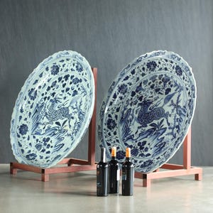 Pair of Large Chinese Porcelain Plates – Vintage Hand-Painted Wall Plates – Antique Decorative Plates – Oriental Collectible Ceramic