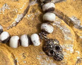 Sugar Skull in Bronze on Bone Elastic Bracelet