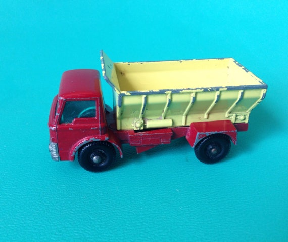 grit spreading truck no 70