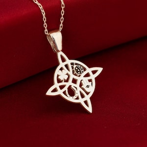 Naszyjnik z wieloma szczęśliwymi amuletami, podkowa, biedronka, czterolistna koniczyna, zawieszka z amuletem Hamsa, celtycki naszyjnik z węzłem czarownicy, prezent dla mamy, klejnot szczęścia