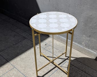 Mesa auxiliar marroquí con mosaico artesanal – Muebles de jardín y patio de diseño Zellige