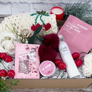 Caja de regalo de cereza y bolsa de crochet, Pensando en ti, Abrazo en una caja, Cumpleaños, Día de la Secretaria, Dama de honor, Despedida de soltera, Madres, Amistad