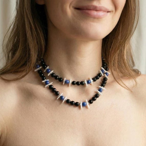 Black and blue necklace onyx mountain jade, biwa pearls