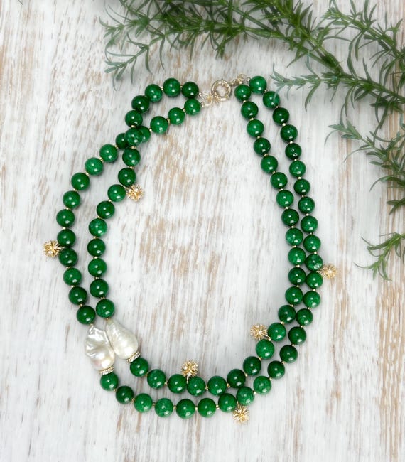 Green statement necklace with baroque pearls