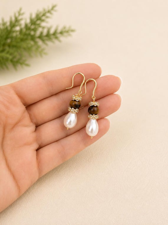 Pearl and tiger eye earrrings