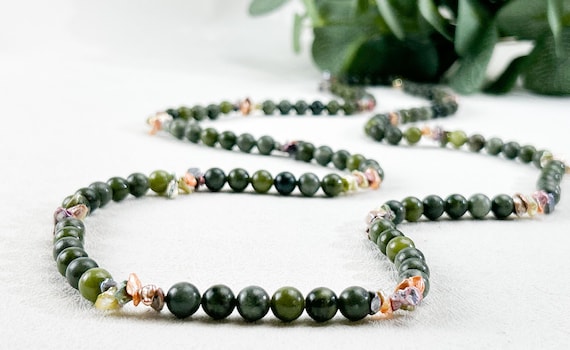 Canadian green Jade necklace with pearls