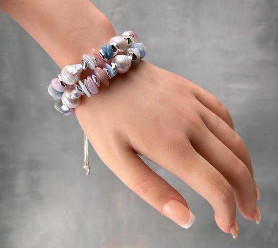 Bohemian bracelet with pink gemstones and baroque pearls