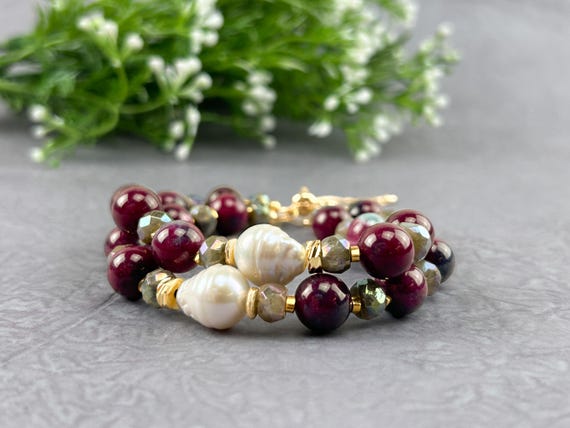 Baroque Pearl and wine red jade bracelet
