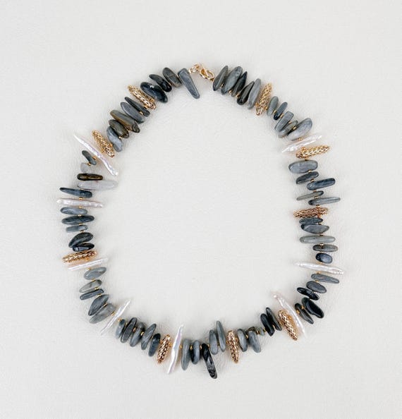 Chrysoberyl and pearls Necklace