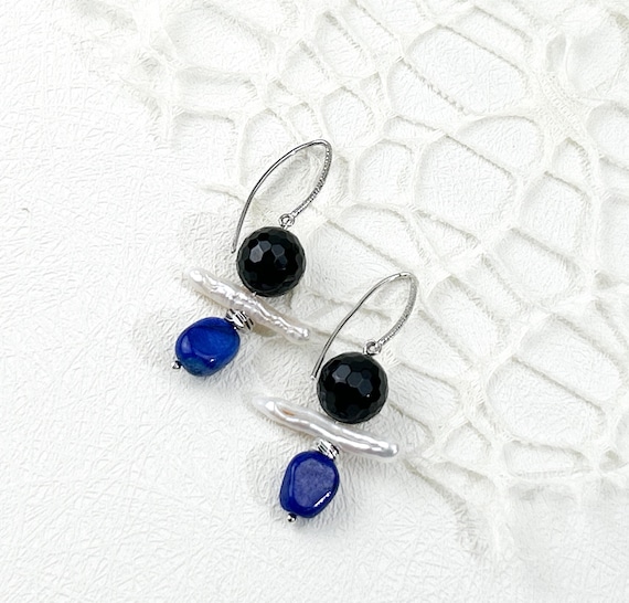 Black Onyx and lapis lazuli Earrings with  Pearls