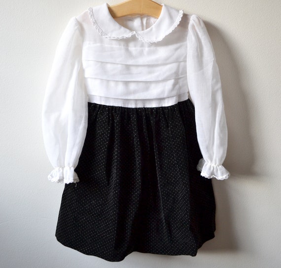 Vintage little girl's black & white cotton and ve… - image 2